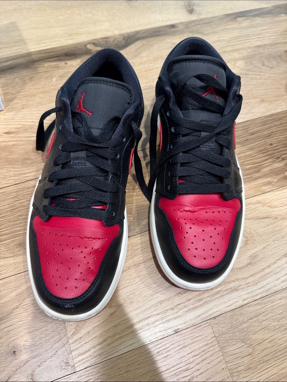 Air Jordan 1 Low Sneakers - Black/Red